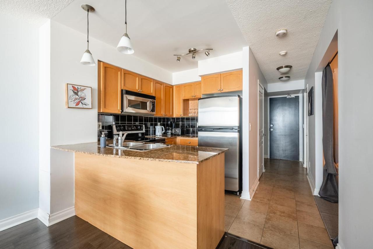 Globalstay Yonge St Condos Toronto Buitenkant foto