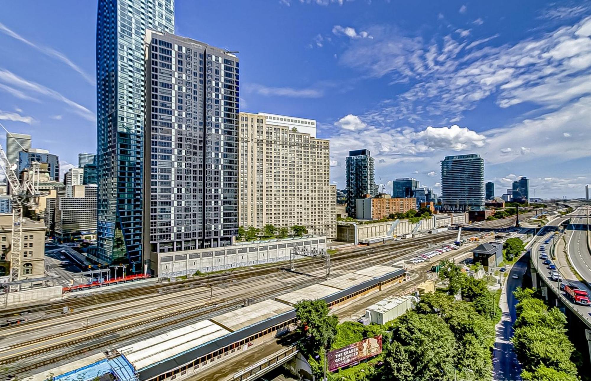 Globalstay Yonge St Condos Toronto Buitenkant foto